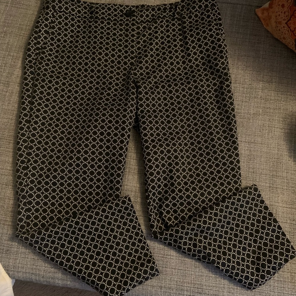 Black and white dress Capri pants.